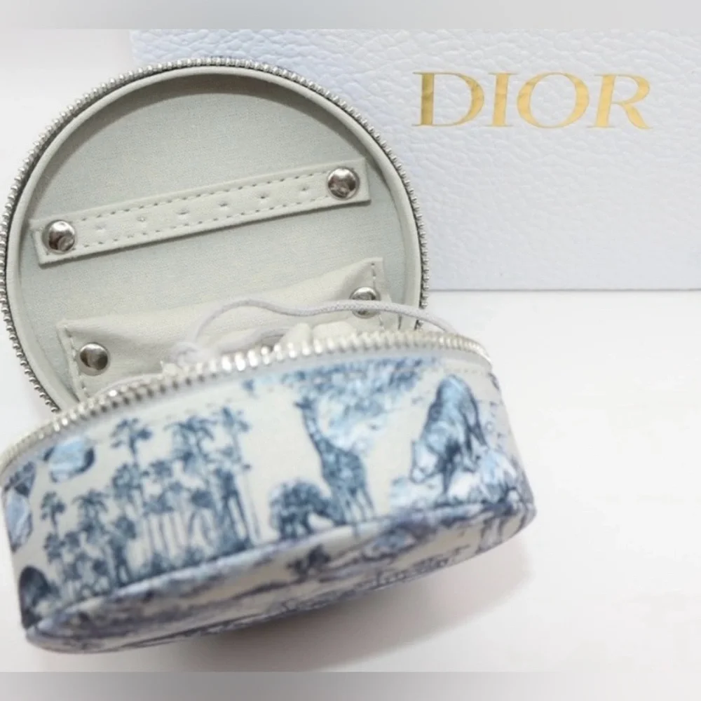 Dior Jewellery Travel Bag - Picture 7 of 11